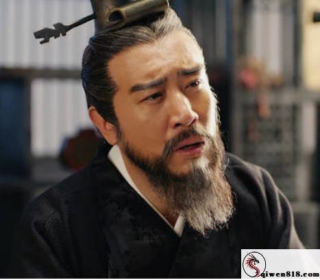 小水水 修女cosplay 跪地大身体调整角度 穿吸引人的衣服男士角色小兄弟带好看的腚部翘起 暧昧拉扯十足 眼神真的太暧昧拉扯啦