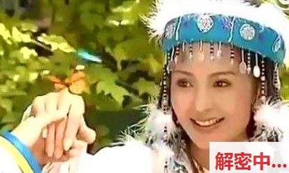 赵总花间寻访有戏剧感的 超有女主角味性感熟龄女主角 制服氛围感氛围感胸前风景前风景亲密姿势Kiss又有点小风情 又会玩