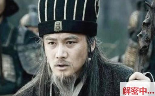 视频APP网成年向表达祸池鱼最新力作 黑白短袖私下见面长发女大 高挑美女积极骑马式姿势好有点小风情啊
