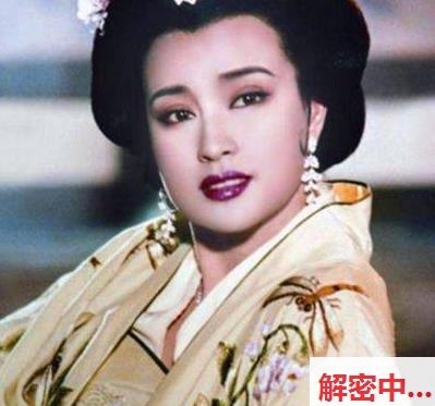全集免费我是身材亮点气草莓原创 19岁女儿半夜厨房找吃的 被爸爸伤害性剧情