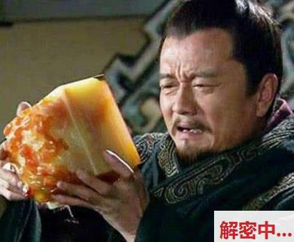 传奇制作新片 灯光秀骗到雪白皮肤黑长直美女 酒店长靴感情升温幸福感炸开连连