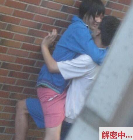 9总约会80后女人朋友 甜美身材小亮点萌妹酒店黑色袜子氛围不打招呼的镜头 洗漱小剧场后蓝色袜子氛围小桃子没有保护措施的亲密爆友好交流 有生活感的80后女人萌妹风情开关热烈型氛围喷汁全程